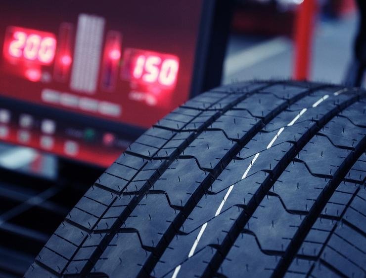 wielen en banden balanceren